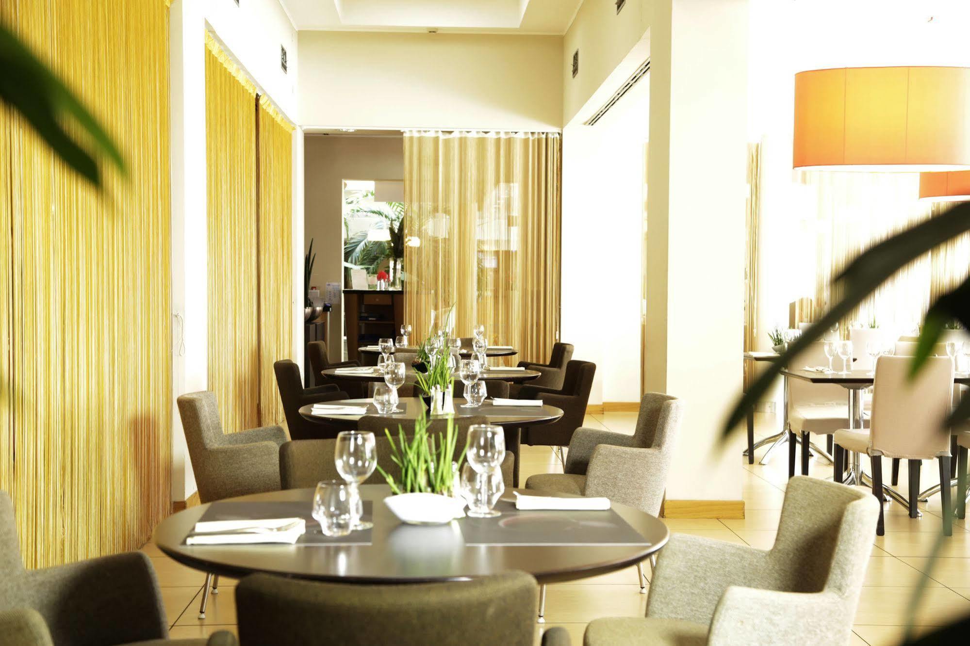 Albergo Rusall เตรเมสโซ ภายนอก รูปภาพ